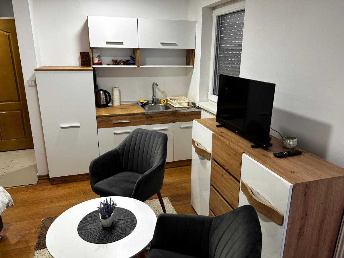 Apartmani Venci Travnik Eksteriør bilde