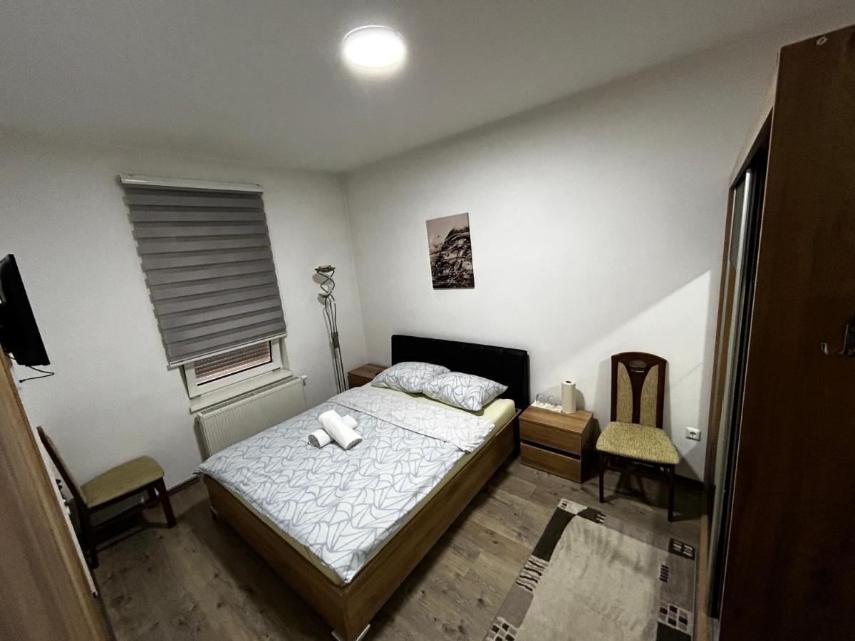 Apartmani Venci Travnik Eksteriør bilde